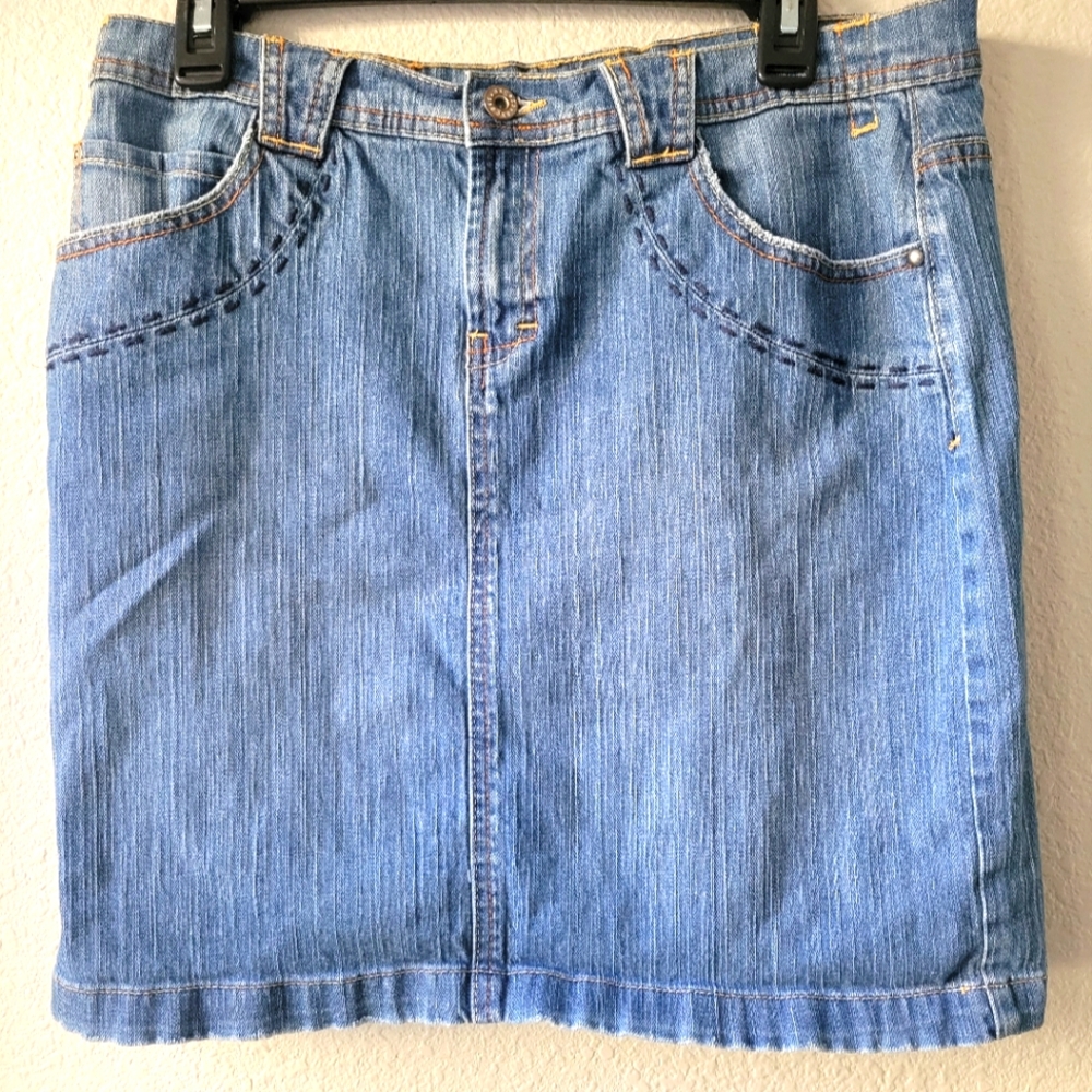 Vintage Axcess Liz Claiborne Size 10 Denim Skirt Y2K